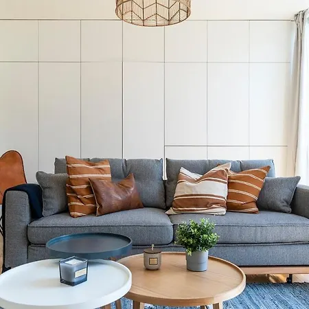 Modern 1 Bedroom With Balcony Lisbon
